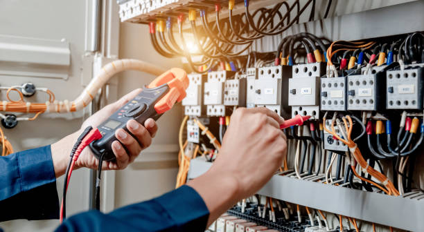 Best Circuit Breaker Repair  in Sweetser, IN